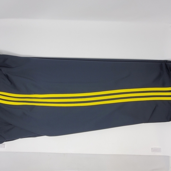 ADIDAS Sweatpants- Boy's Youth- Size Medium - Picture 15 of 15